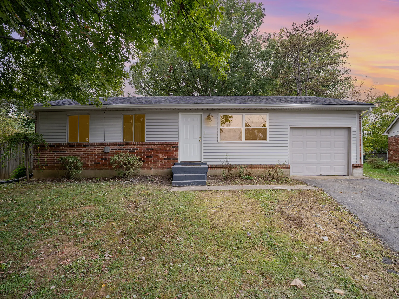 2804 Floore Ct — Photo 2