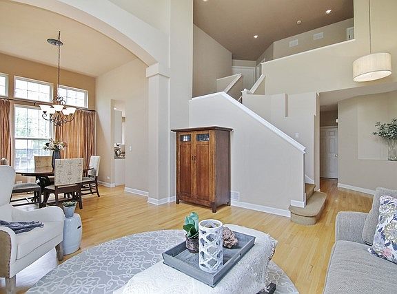 4th image of 2405 Spyglass Hill Ct