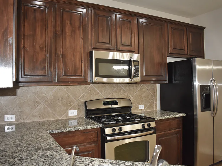 4916 Stray Creek Ln — Photo 10
