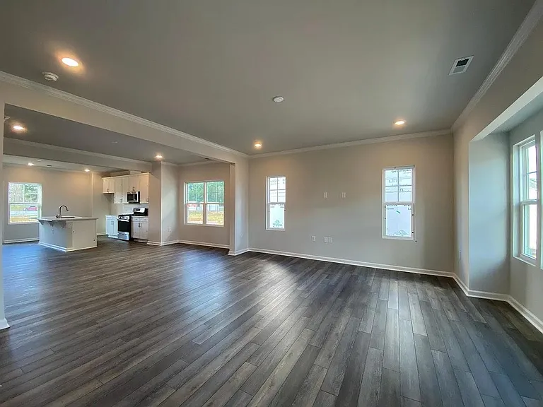 729 Gimari Dr — Photo 10