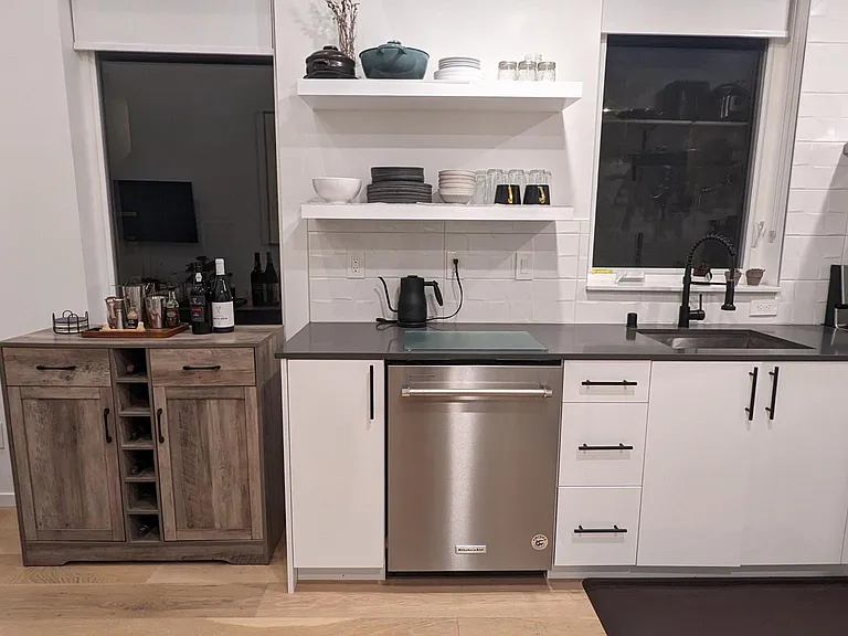 2616 E Yesler Way — Photo 6