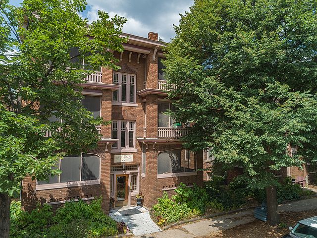 1st image of 73 Oxford St N APT 6