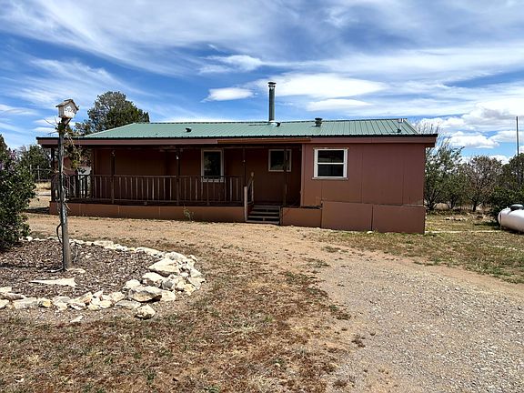 2nd image of 1 Moon Cir