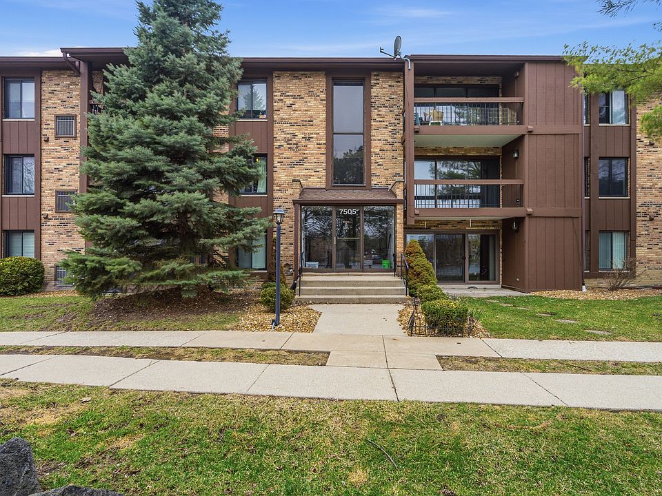 1st image of 7505 175th St Unit 133