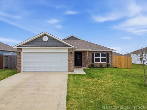 29321 E 80th St S, Broken Arrow, OK 74014