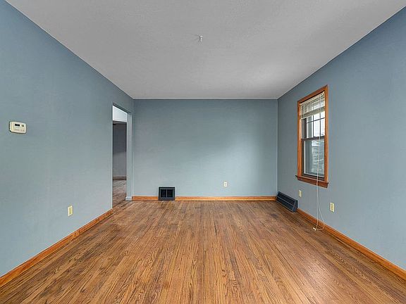 5th image of 4497 W 170th St