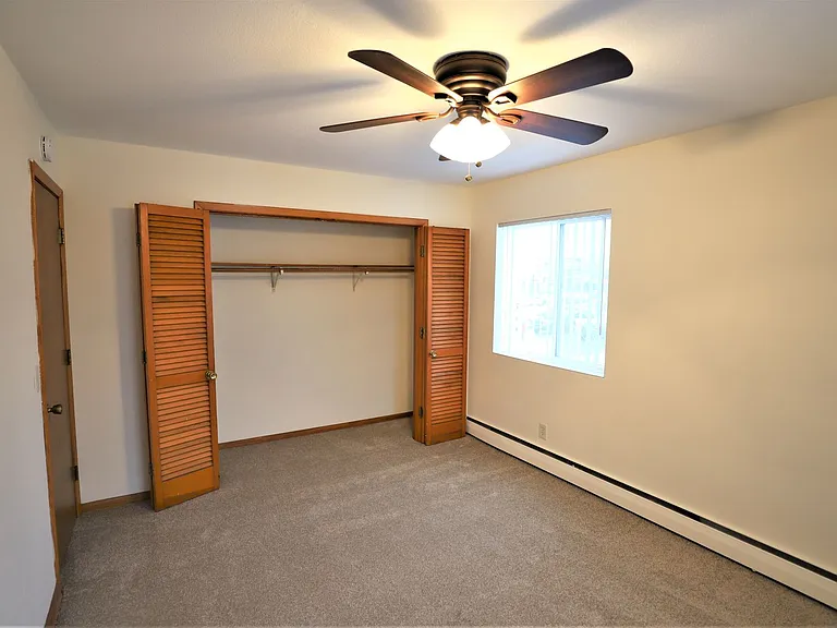 6520 Oliver Ave S — Photo 19