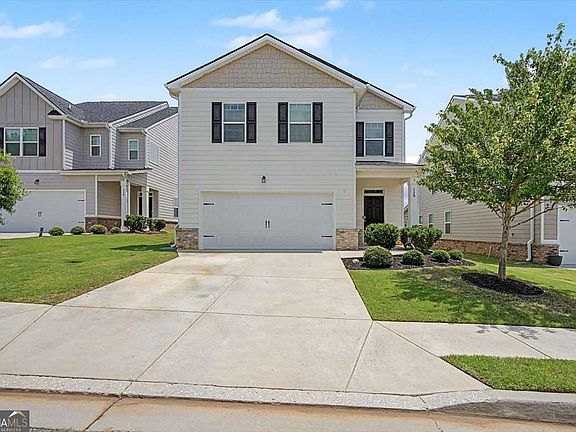 3rd image of 118 Gaston Ct