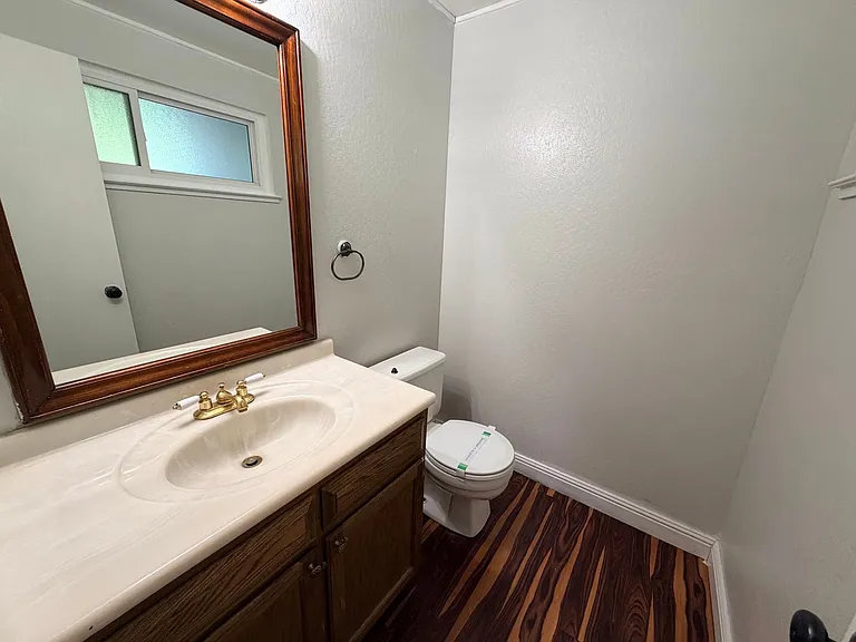 1862 Espee Ct — Photo 20