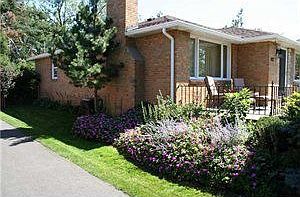3rd image of 427 Walton Dr