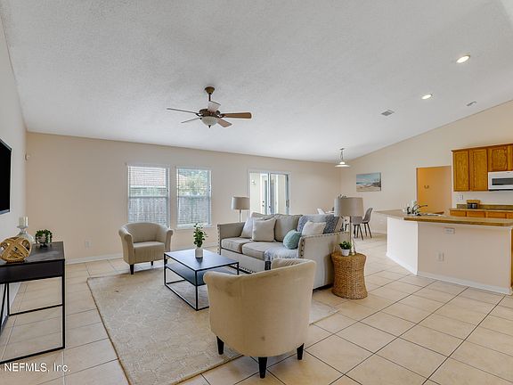 2nd image of 10317 PLANTERS WOOD Drive