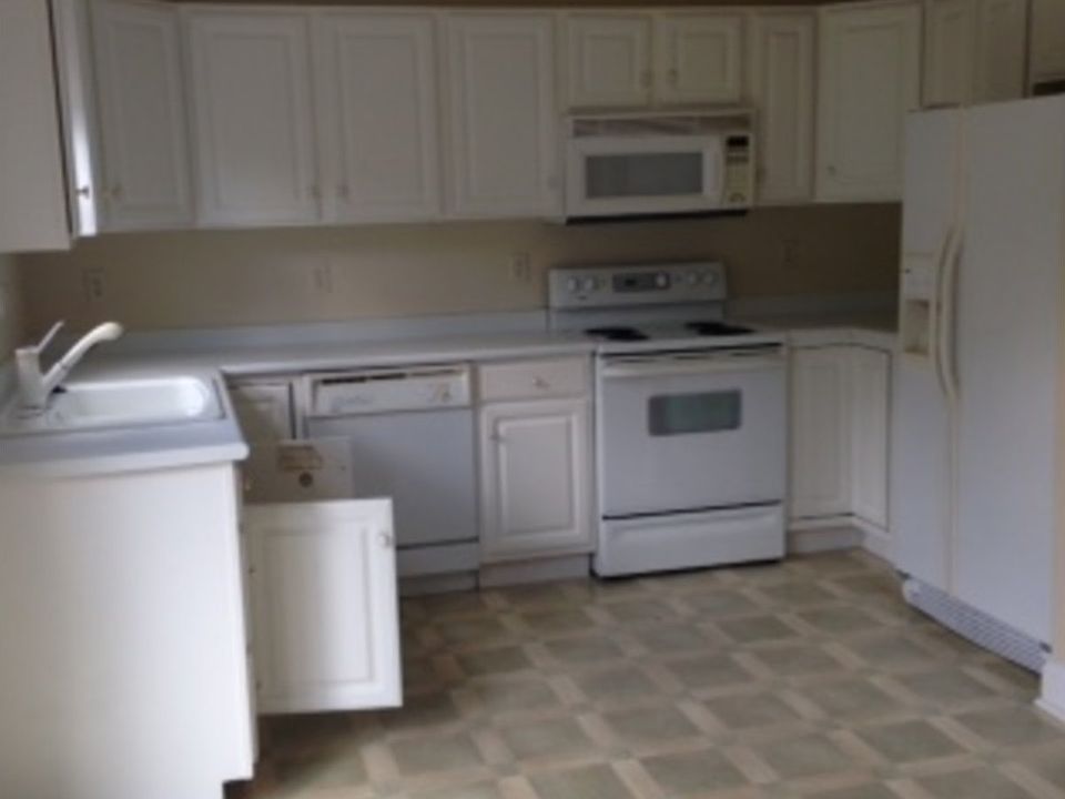 2nd image of 1225 Orange Leaf Ct #511
