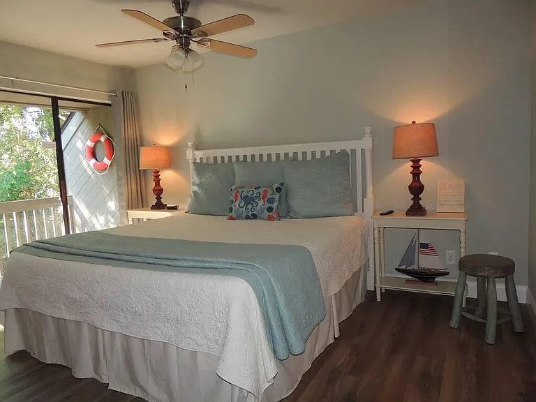 11 Tanglewood Dr #13 — Photo 13
