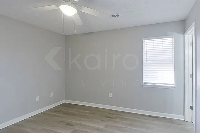 250 Deer Pkwy — Photo 14
