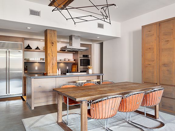 3rd image of 72 Horatio St APT 3N