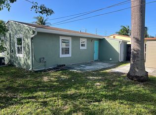 228 SW 3rd Pl, Dania, FL 33004