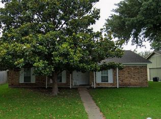 1926 Whitney Dr, Garland, TX 75040
