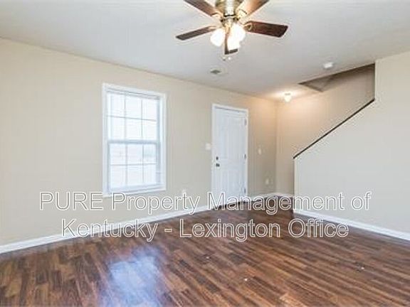 5th image of 1006 Whipporwill Dr APT 4