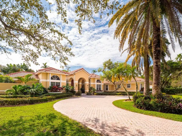 5770 SW 128th St, Pinecrest, FL 33156