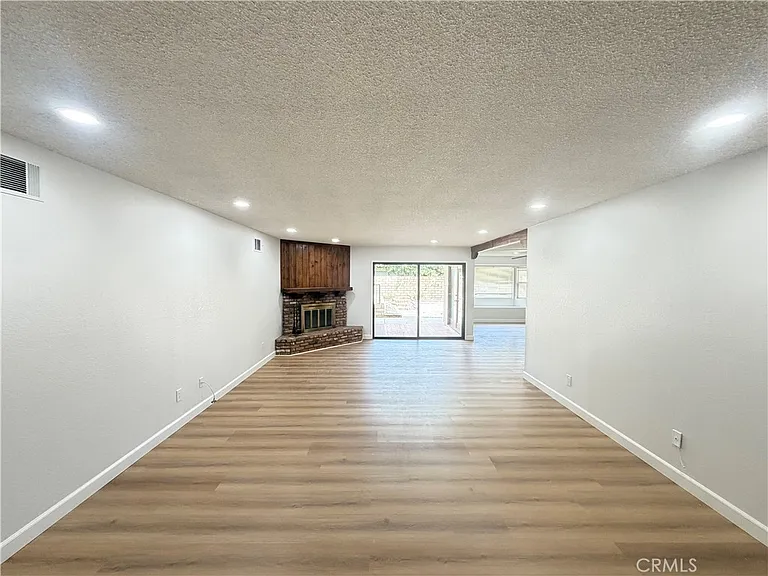 17950 Fremontia Ln — Photo 4
