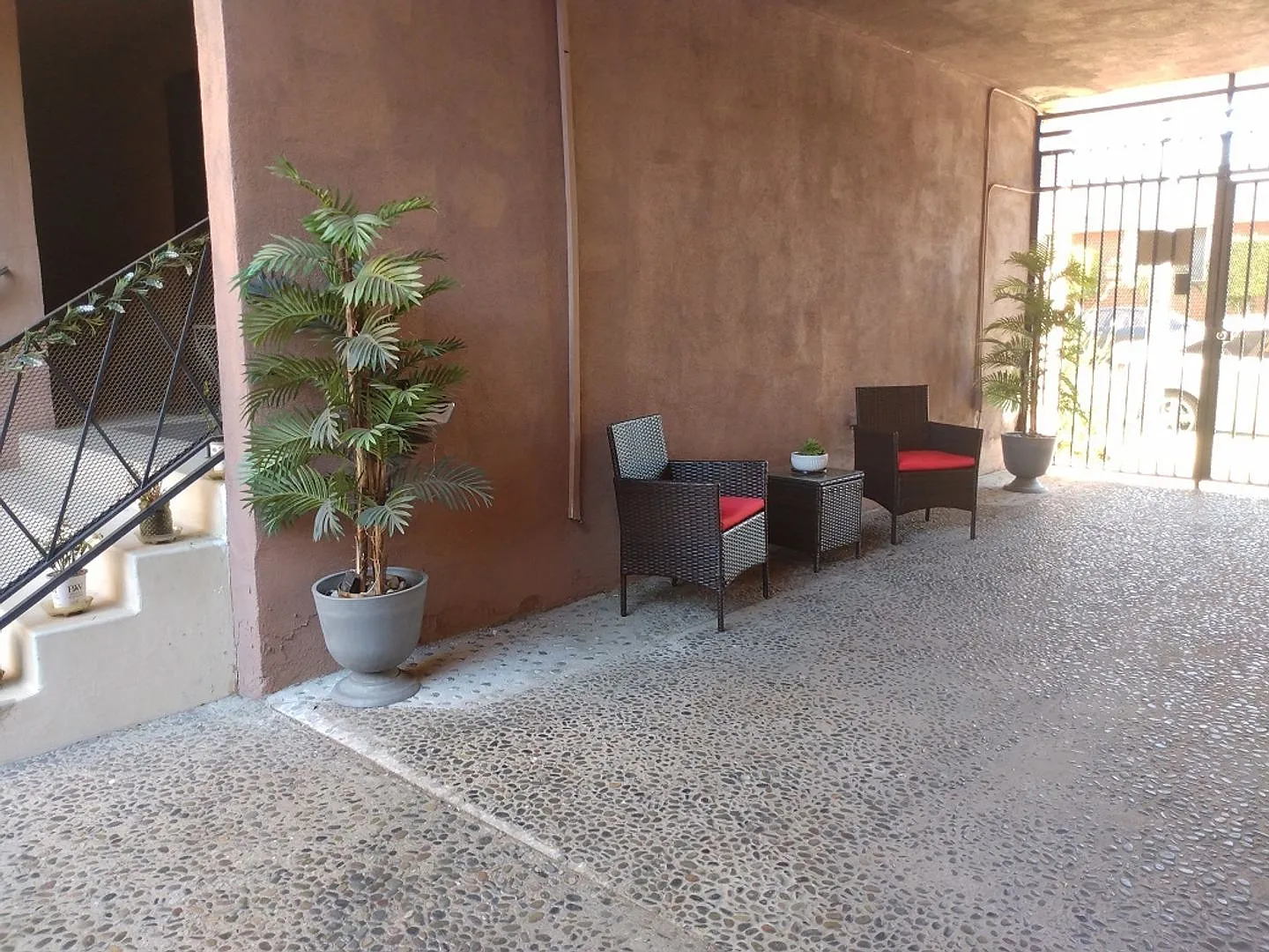 Century West Apartments - Sawtelle — Photo 3