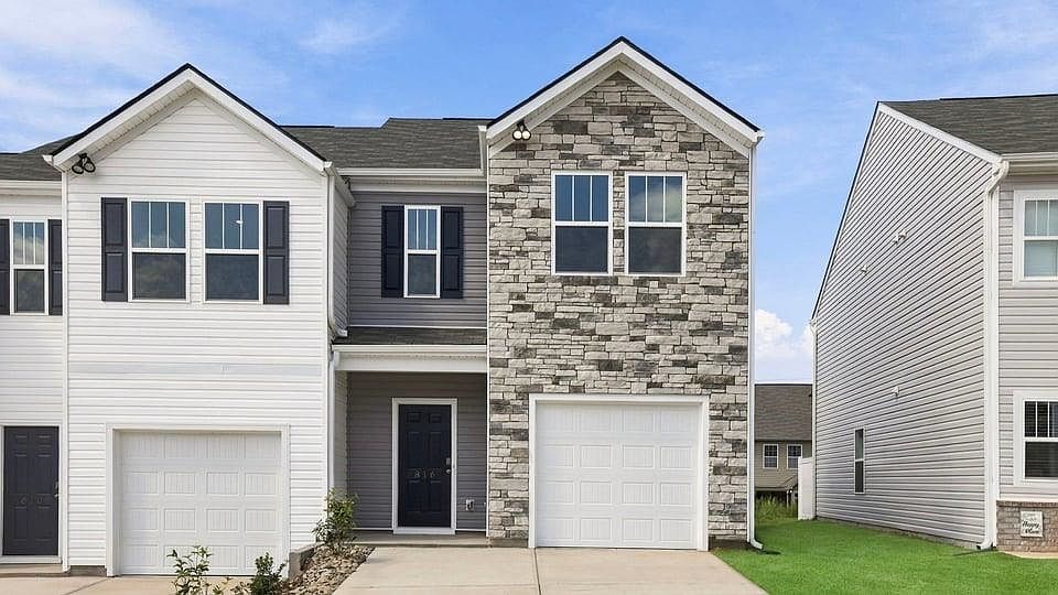 1st image of 816 Embark Cir