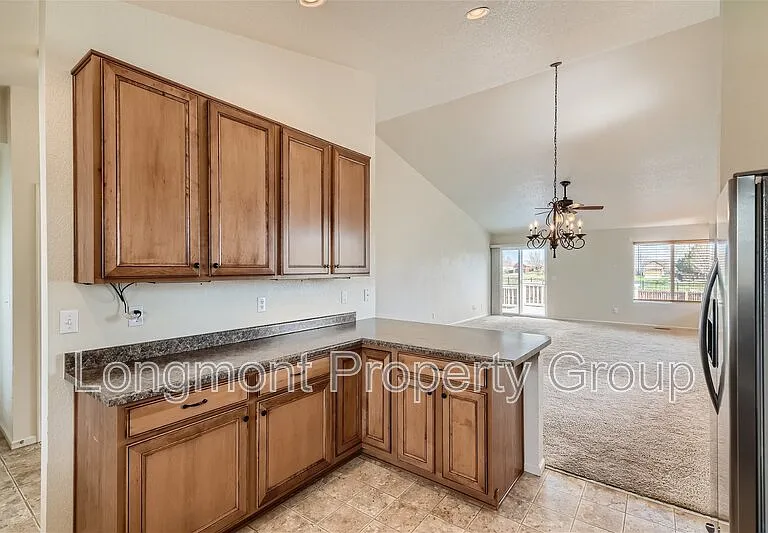 5735 Prairie Cir — Photo 8