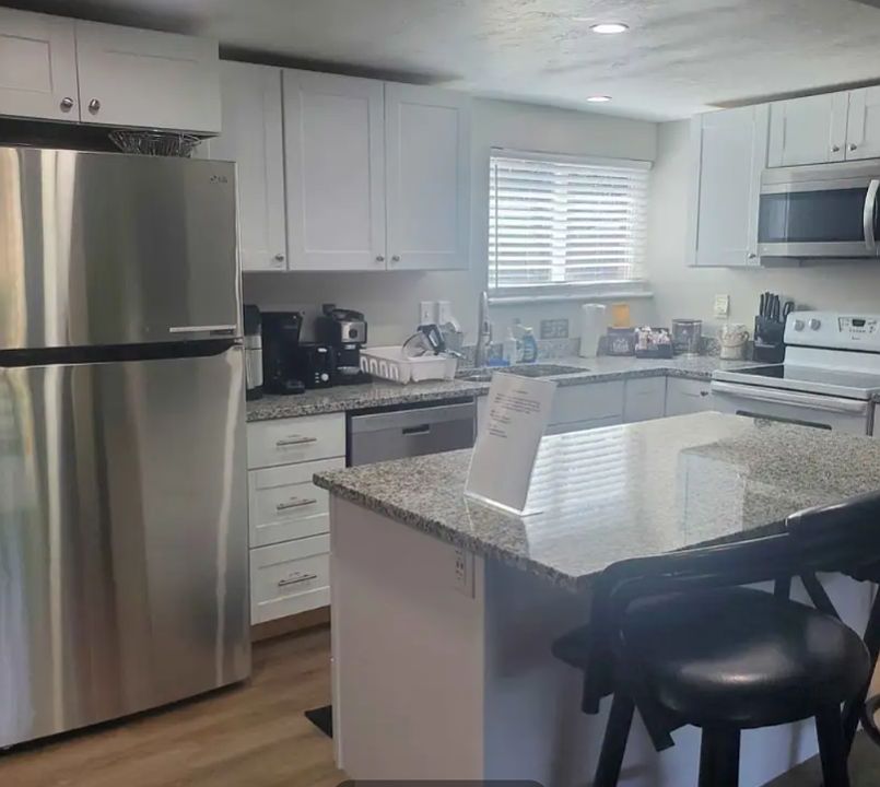 1st image of 4465 W Fassio Cir