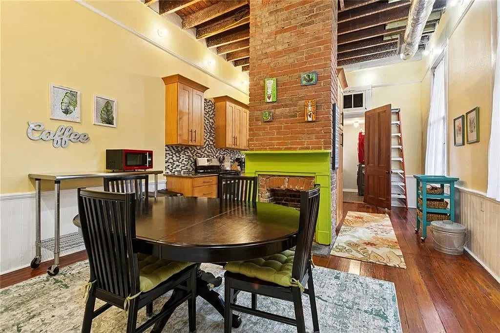 3 bed, 2.5 bath, 2177 sqft, $3,600 — Photo 4