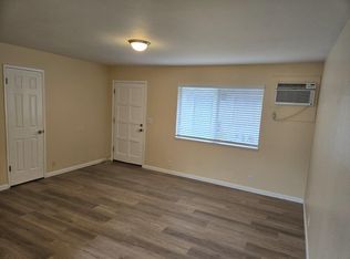 1061 Caputo Ct APT 1, Hollister, CA 95023