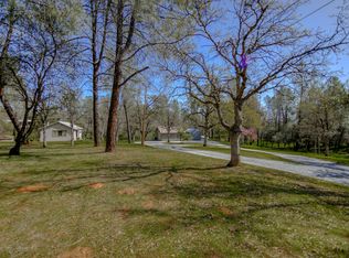 9105 Chaparral Dr, Redding, CA 96001