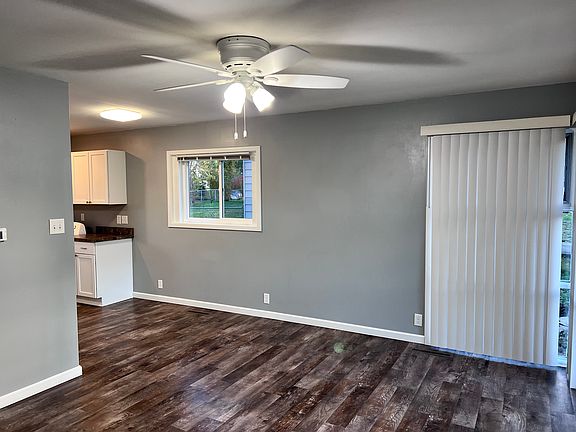 2nd image of 4204 Woodvale Dr