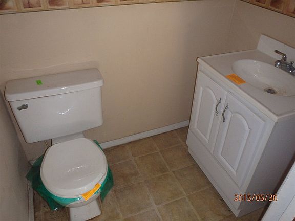 5th image of 406 N Carroll St