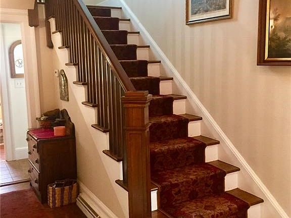 Original details display excellent craftsmanship