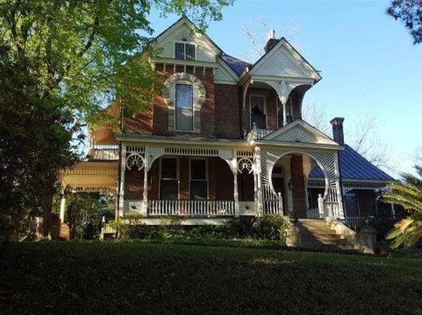 1016 Main St, Natchez, MS 39120