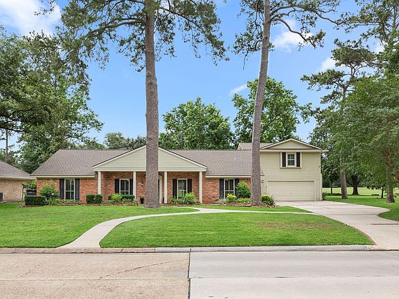 2nd image of 6115 Bermuda Dunes Dr