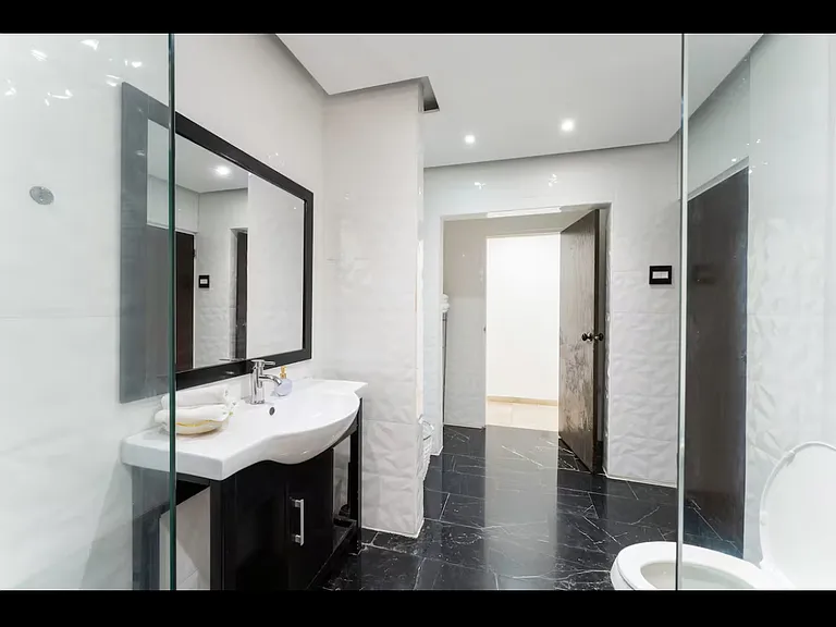 653 Calle Estado #4 — Photo 17