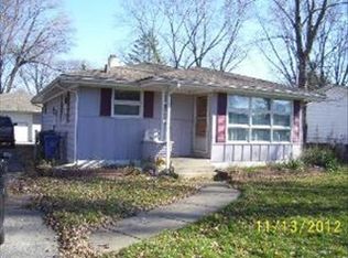 919 Fulton St, South Elgin, IL 60177