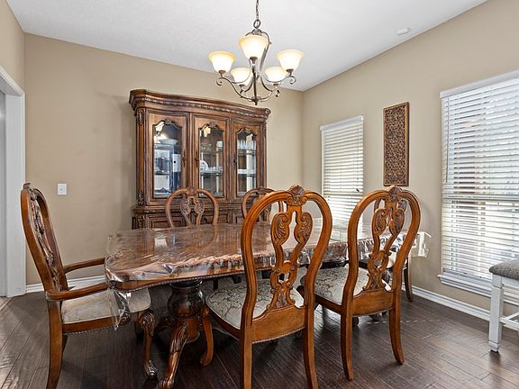 5th image of 114 Willow Oak Dr