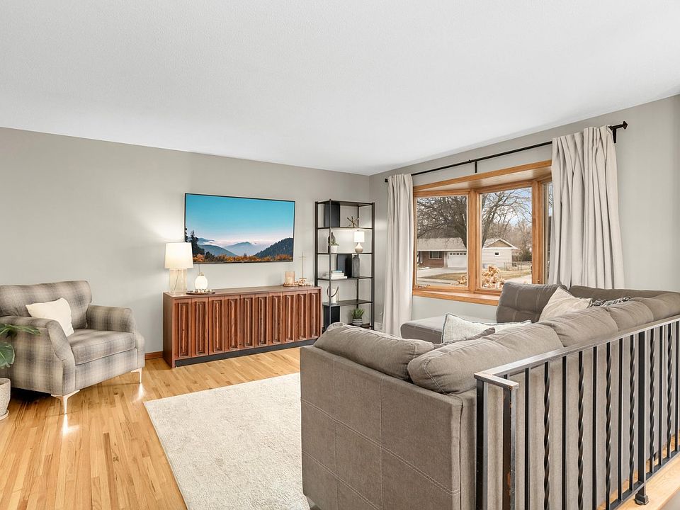 9821 Xerxes Ave S, Bloomington, MN 55431 | Zillow