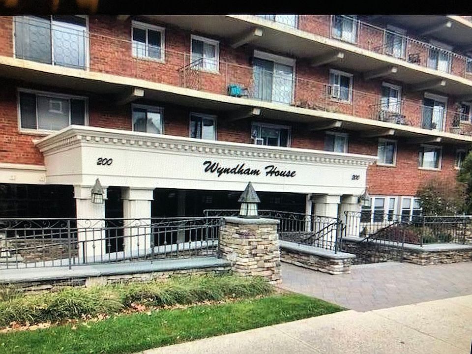 1st image of 200 Atlantic Ave APT 138