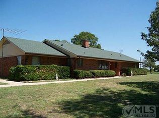12594 State Highway 121, Trenton, TX 75490