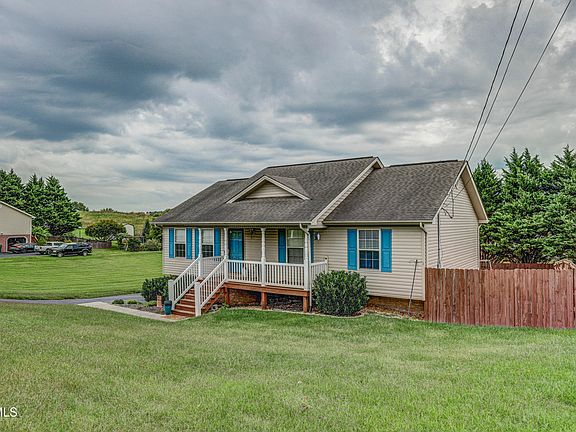 2nd image of 602 Alfalfa Ln