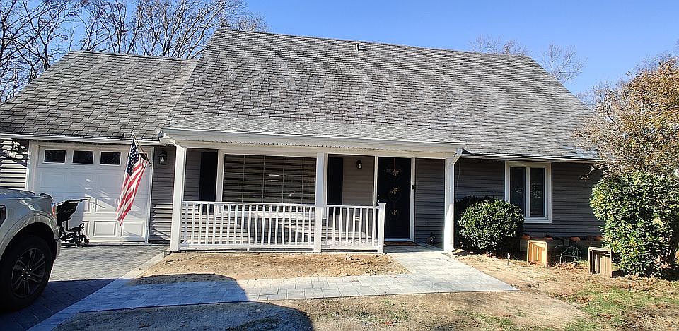 1st image of 157 Sequoia Dr