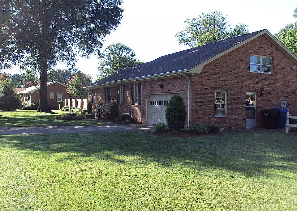 1st image of 5004 Lobaugh Dr