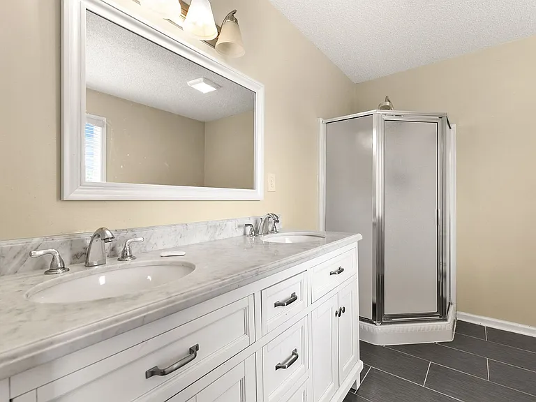 7187 Williams Rd — Photo 16