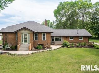 4224 E Cloverdale Rd, Chillicothe, IL 61523