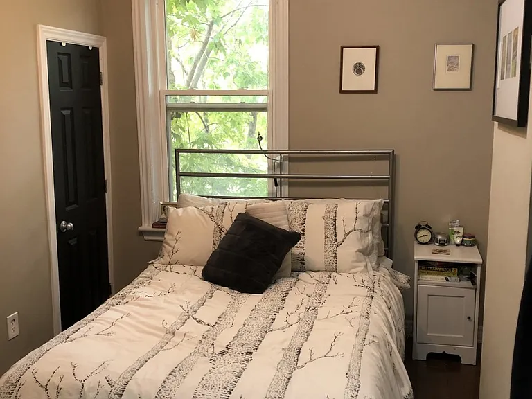 115 Cartier St #2 — Photo 10