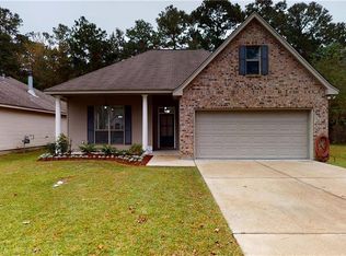 715 Chevreuil St, Mandeville, LA 70448