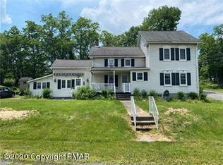 53 Boulder Dr, Mount Bethel, PA 18343